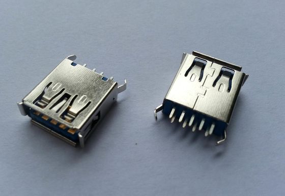 L 13.7mm Usb 3.0 Tipe Konektor Perempuan Vertikal 180° Dip Type