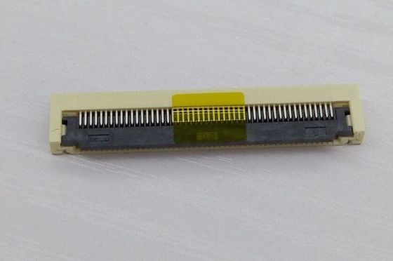 4-68 Pin Konektor FFC FPC Pitch 0.5mm Dengan Lock SMT Type