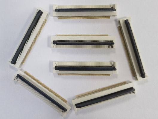 Pitch 0.5mm Fpc Konektor 4 Pin Untuk 68 Pin Sudut Kanan 90° Mudah Pada Smt Tipe H 2.55mm